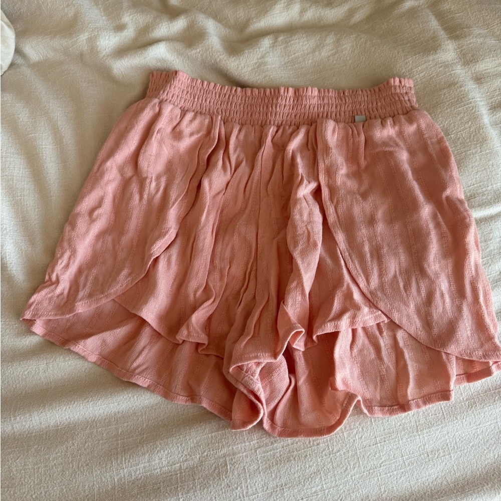 Flowy shorts size M